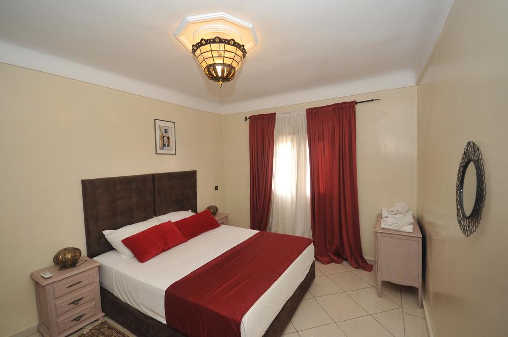 Dar Mezouar Aparthotel Маракеш Екстериор снимка