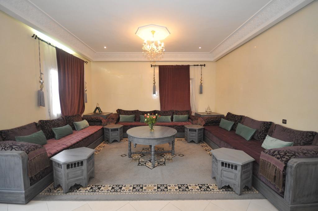 Dar Mezouar Aparthotel Маракеш Екстериор снимка