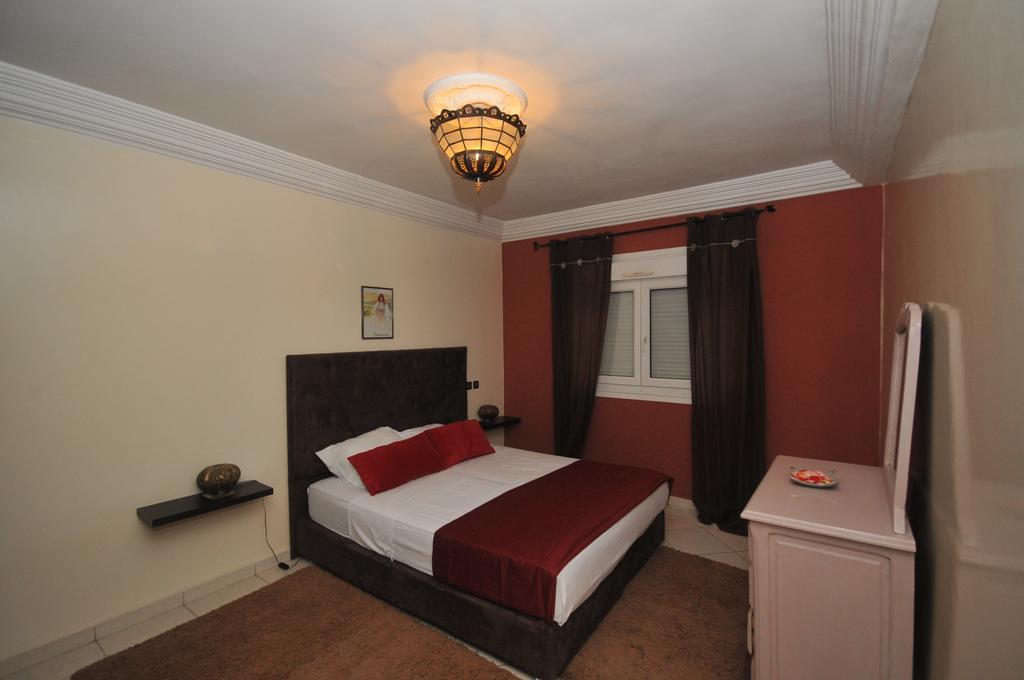 Dar Mezouar Aparthotel Маракеш Екстериор снимка
